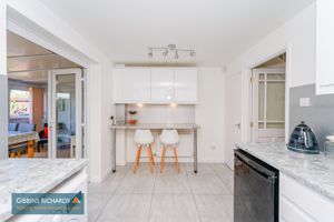 Kitchen- click for photo gallery